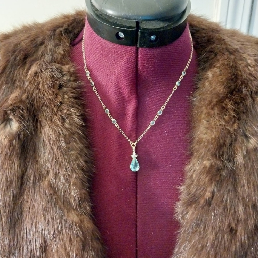Rare-Vintage Avon 1997 -Gold and Blue Topaz Jewelry Set In Original Box